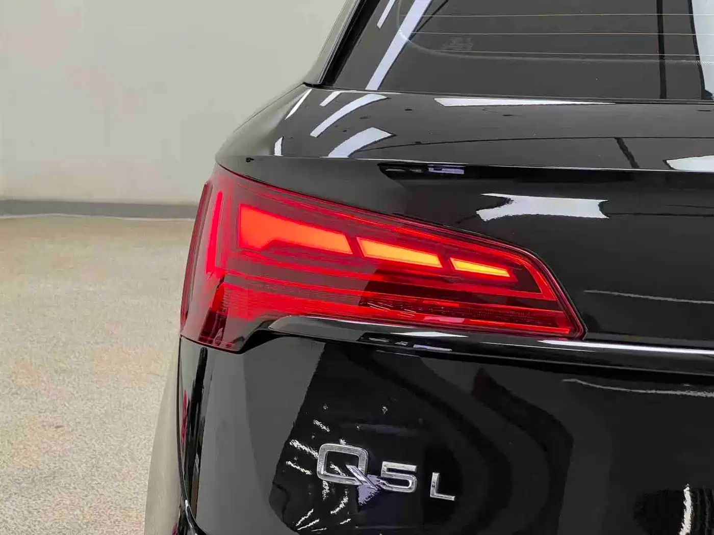 Audi Q5L 2025 45 TFSI Luxury Dynamic фото 9