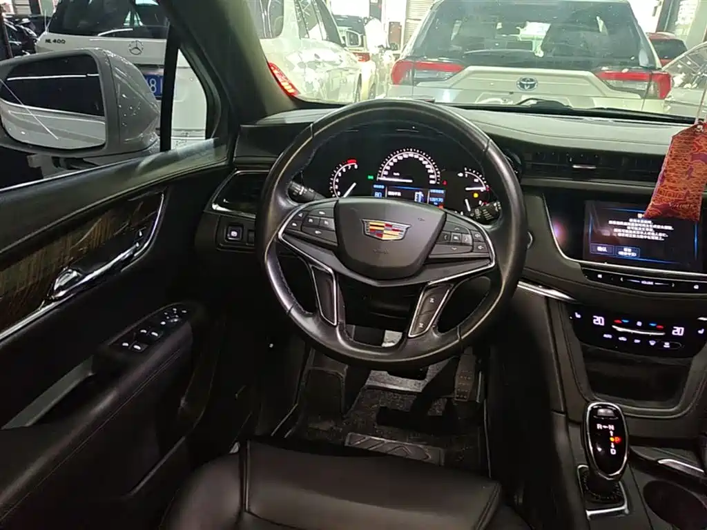 Cadillac XT5 2018 28E AWD Technology Model фото 11