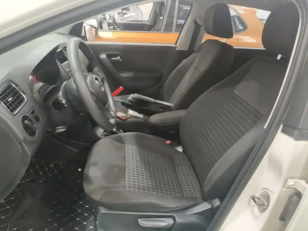 Volkswagen Polo 2014 2014 1.6L Automatic Comfort Edition
