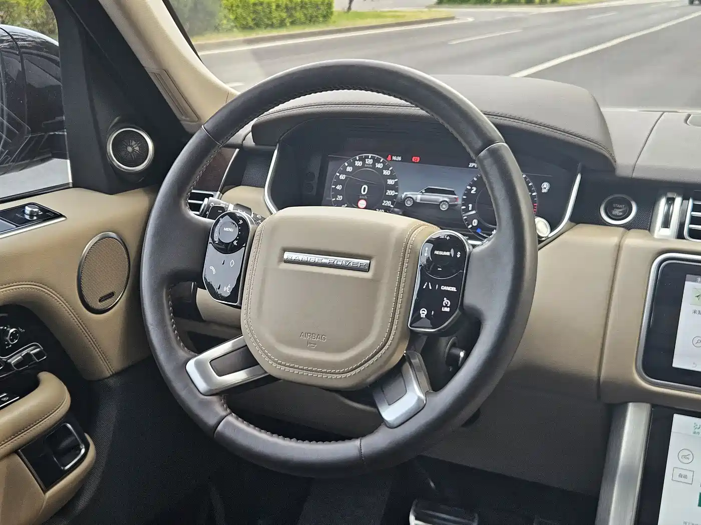 Land Rover Range Rover 2021 3.0 L6 Heritage Extended Classic Edition фото 11