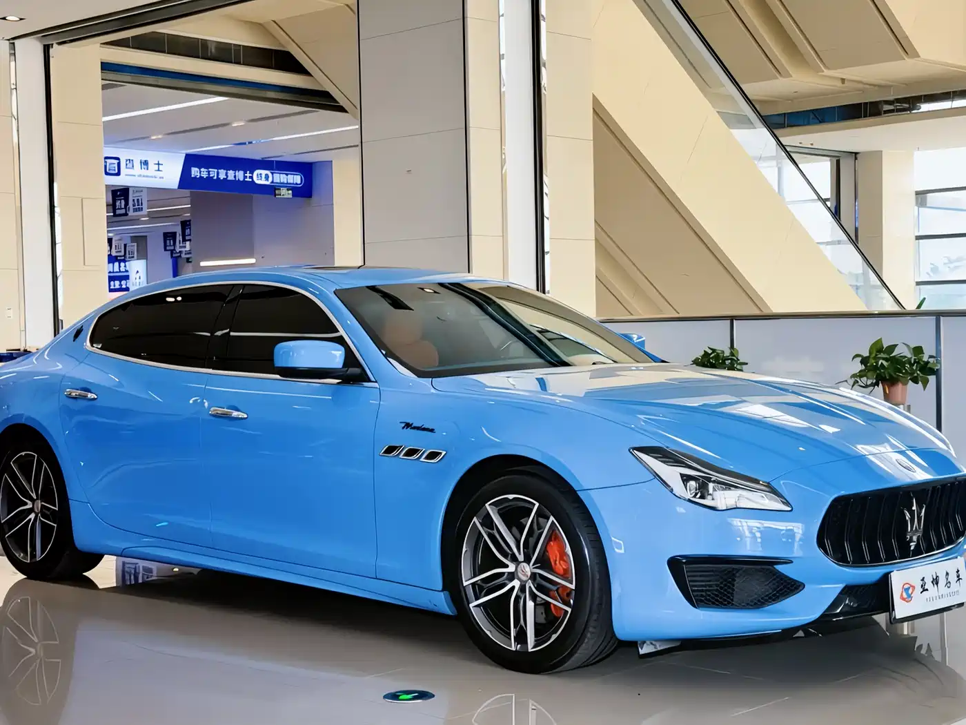 Maserati Quattroporte 2013 3.0T Standard фото 3