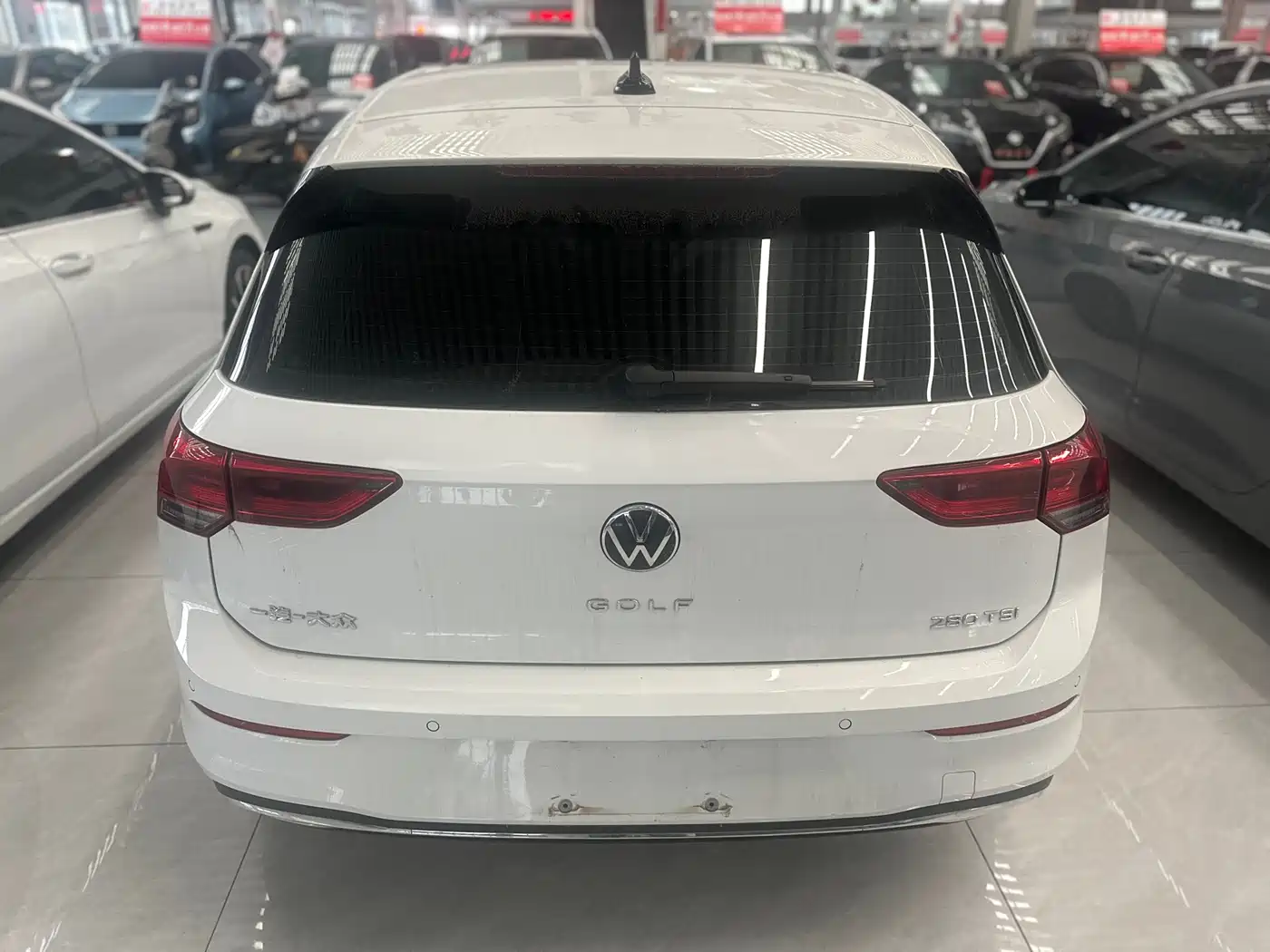 Volkswagen Golf 2023 Facelift 280TSI DSG Pro фото 11