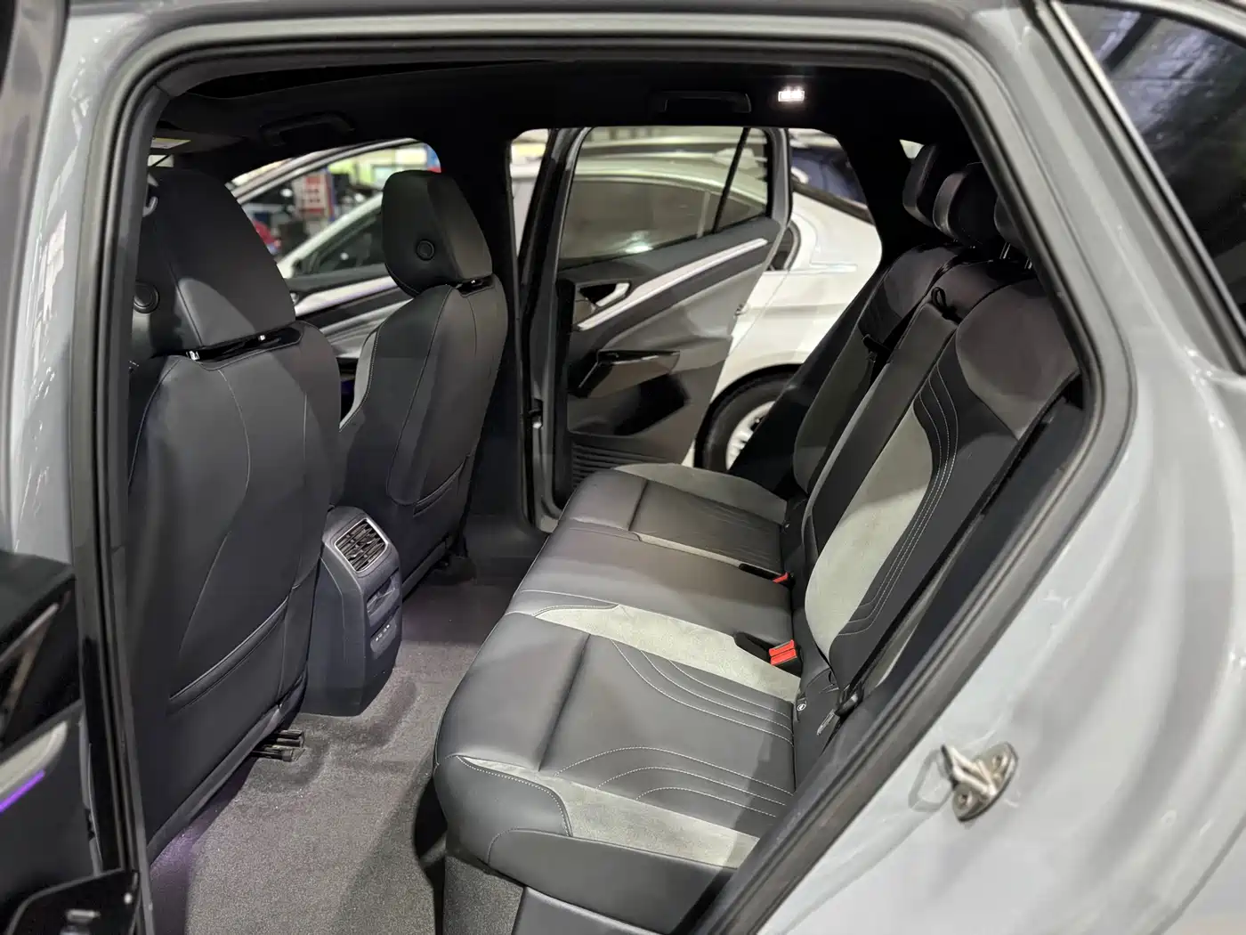 Volkswagen ID.4 CROZZ 2021 Long Range PRO 2WD фото 8