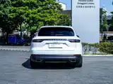 صورة 14 - Porsche Cayenne