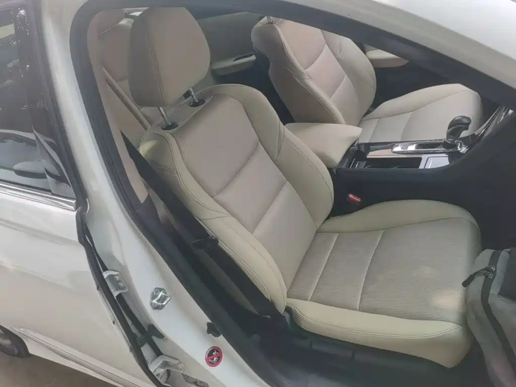 Honda Spirior 2015 2015 2.0L Premium Edition