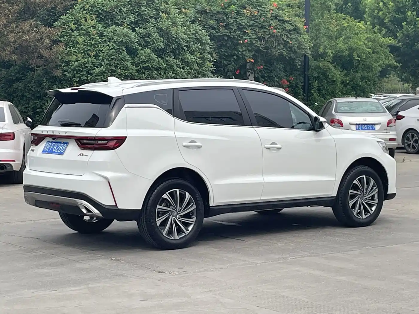 GEELY VISION X6