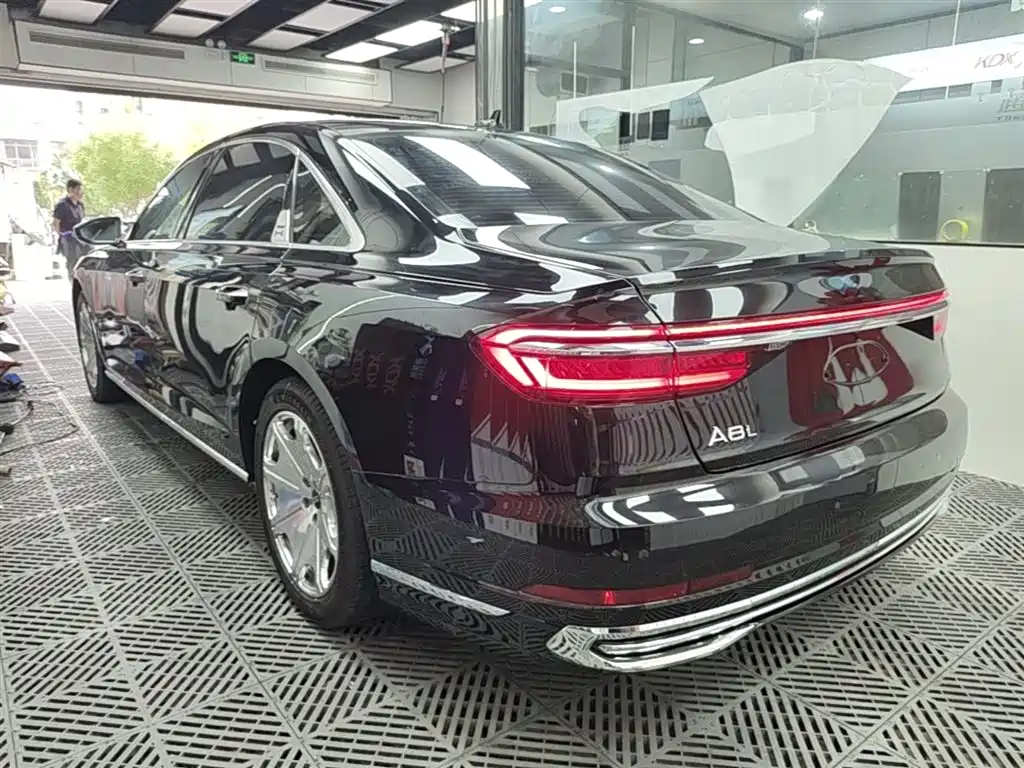 Audi A8 2018 A8L 55 TFSI quattro Launch Elite фото 5