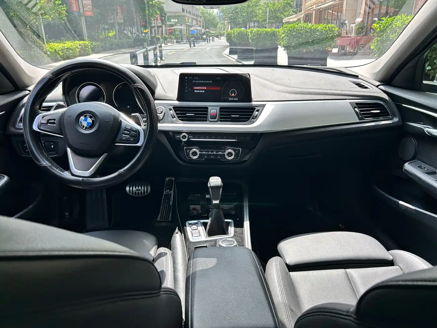 BMW 1 Series 2018 120i Design Package фото 15