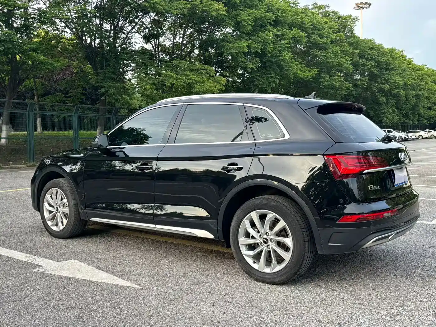 Audi Q5L 2024 Model 40 TFSI Luxury Elegance фото 9