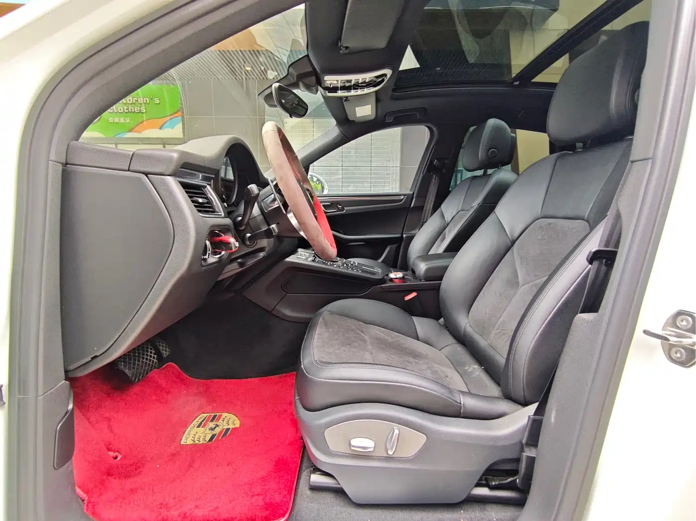 Porsche Macan 2016 Macan 2.0T фото 6