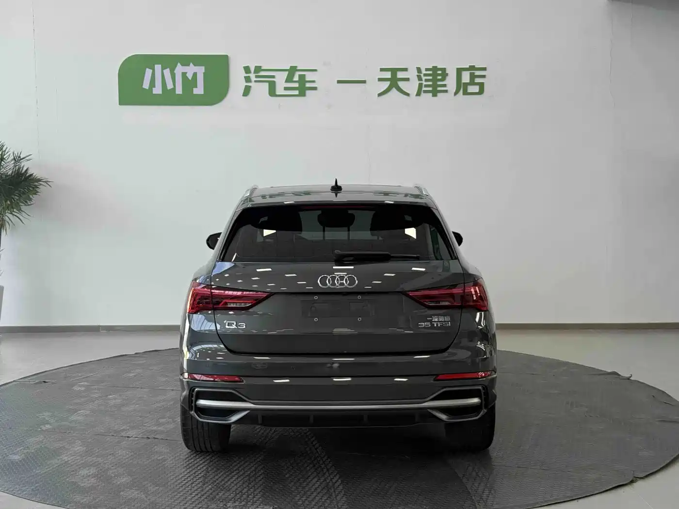 Фото 11 - Audi Q3