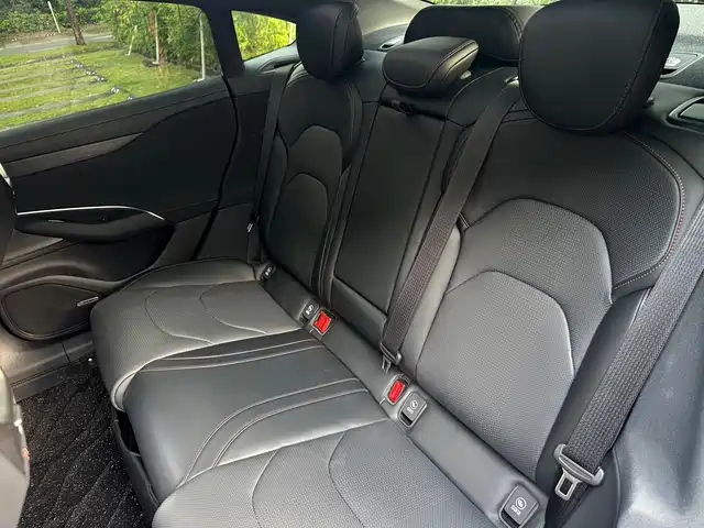 Xiaomi Auto Xiaomi SU7 2024 AWD Max Founder's Edition — фото 5