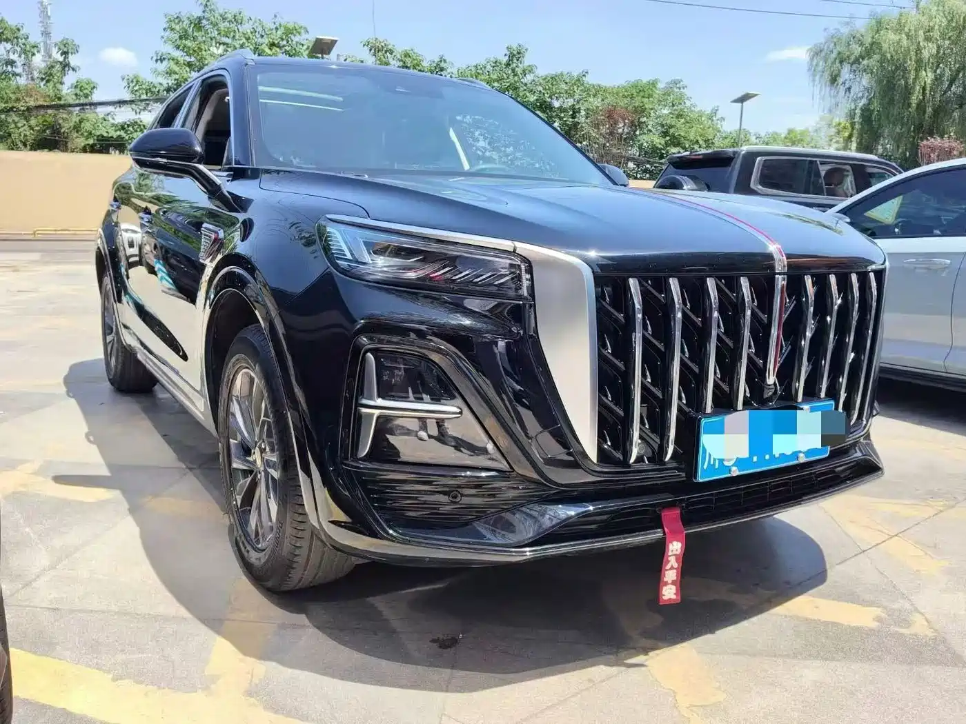 Hongqi HS5 2023 2.0T Flag Enjoy Pro Edition фото 3