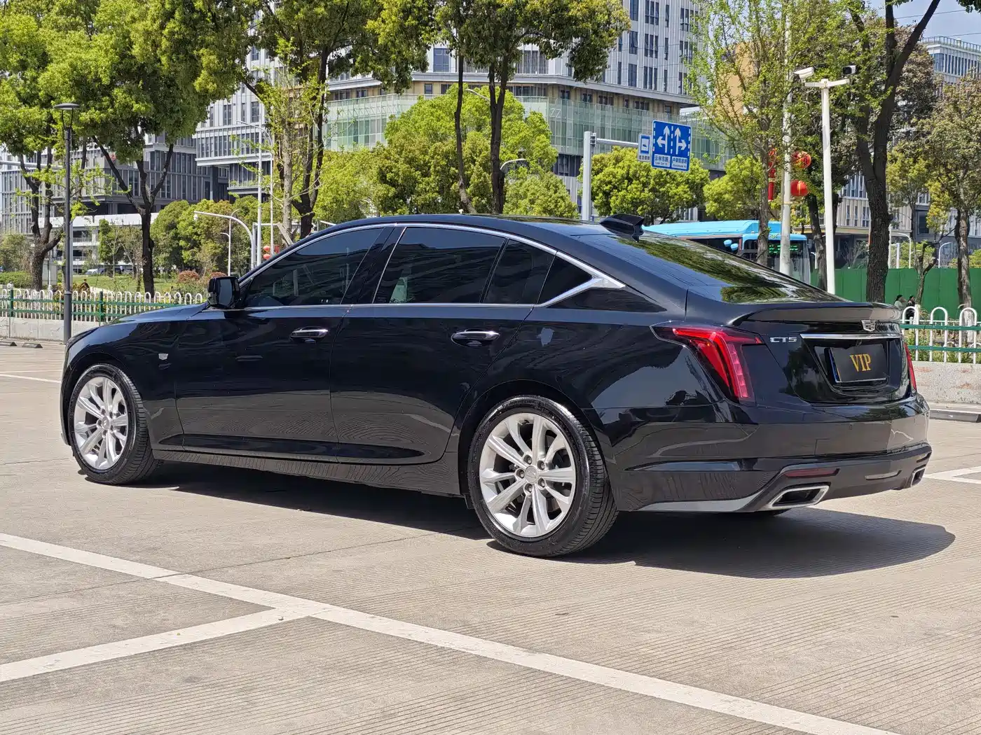CADILLAC CT5