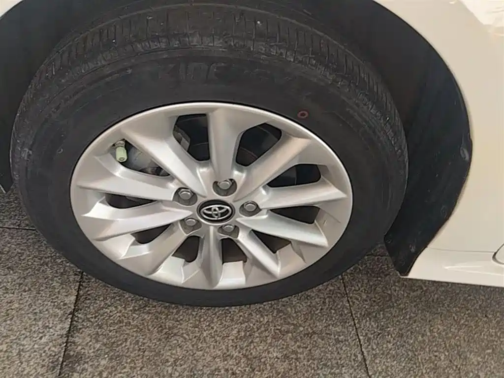Toyota Corolla 2021 1.2T S-CVT Elite PLUS Edition фото 23