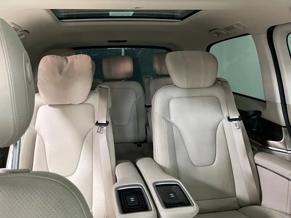 Mercedes-Benz V-Class 2022 V 260 Prestige Edition фото 17