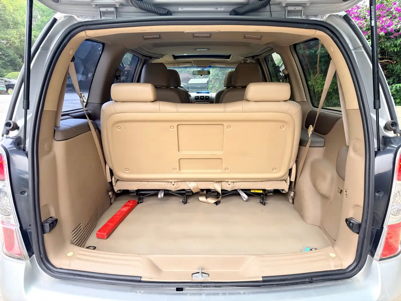 Buick GL8 2011 2.4L LT Luxury Business Executive фото 25