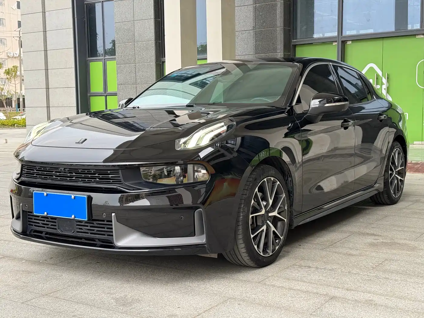 Lynk & Co 03 2019 2.0TD Auto Power Pro Version