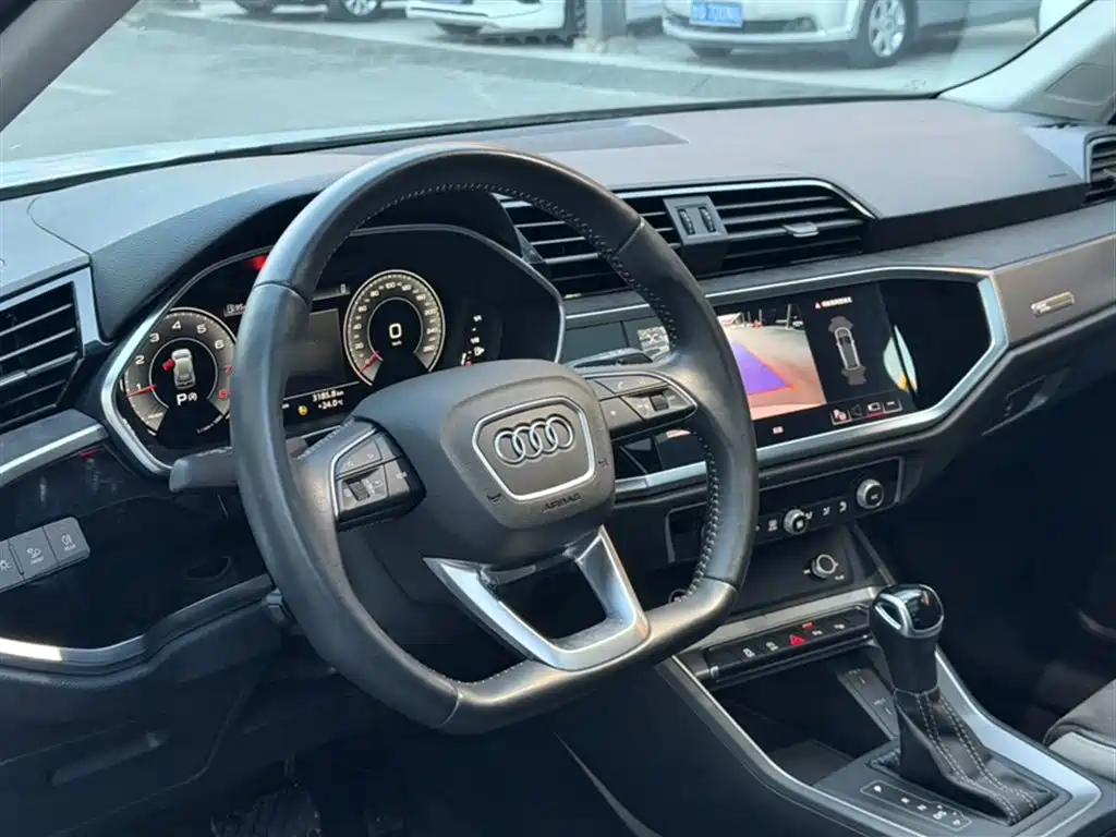 Audi Q3 2022 35 TFSI Fashion Dynamic фото 15