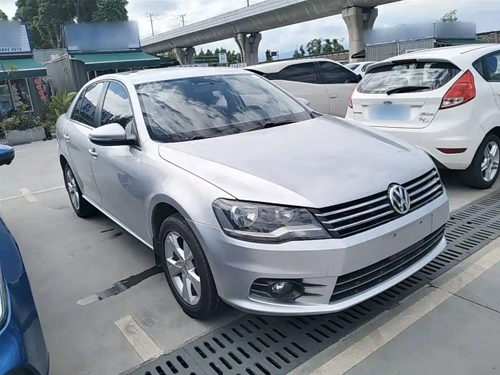 Volkswagen Bora 2014 1.6L Manual Comfort Edition фото 4