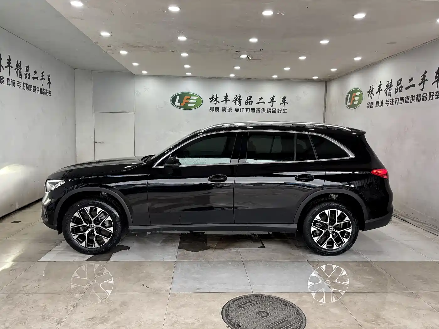 Mercedes-Benz GLC 2026 GLC 260 L 4MATIC Classic Edition фото 5