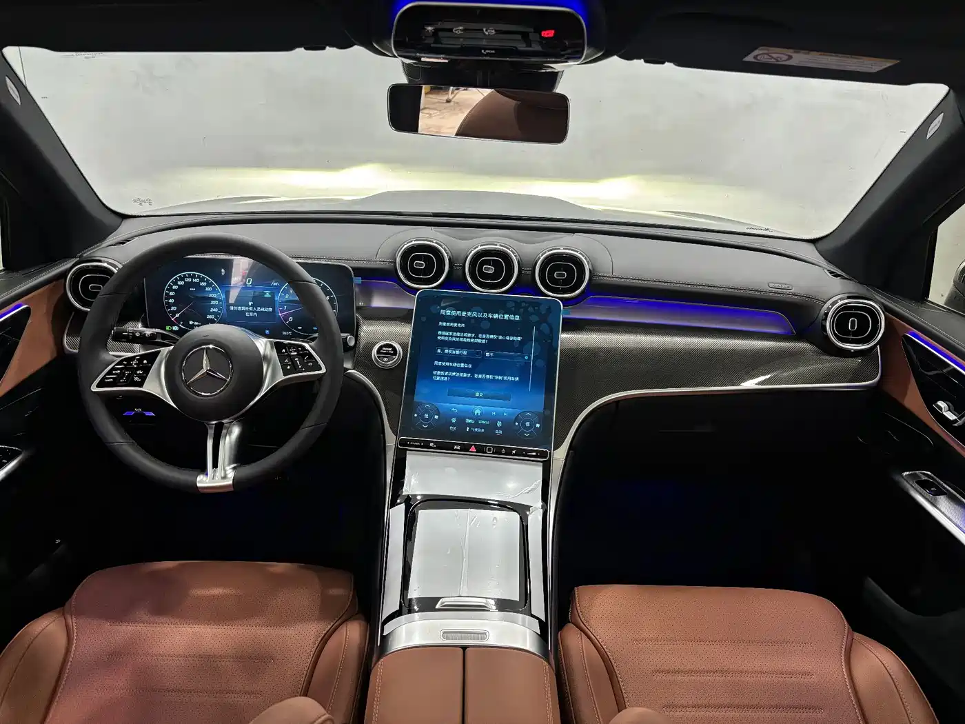 Mercedes-Benz GLC 2026 GLC 260 L 4MATIC Classic Edition фото 14