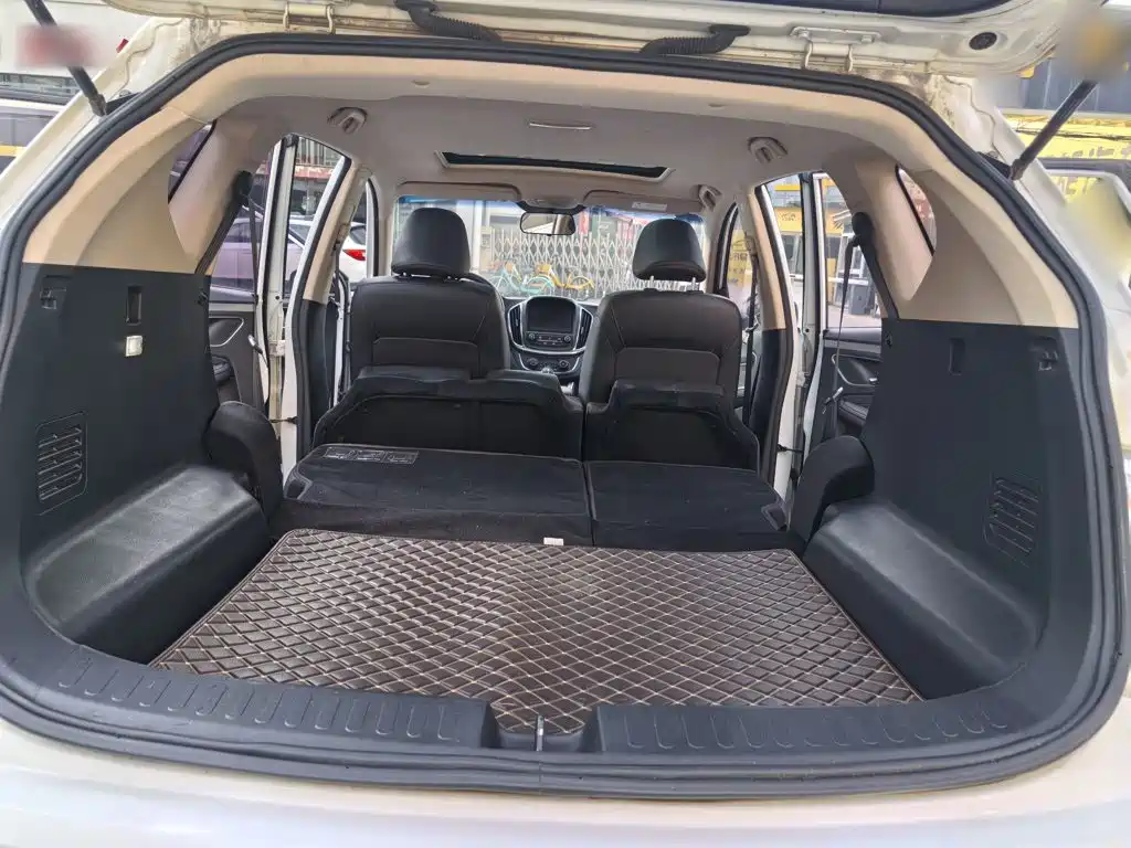 Baojun 560 2017 2016 1.8L iAMT Luxury