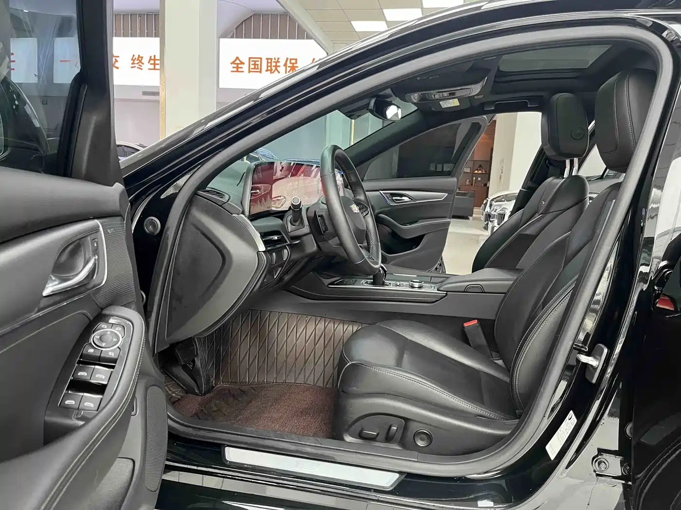 Cadillac CT5 2024 28T Luxury Model Pro фото 9