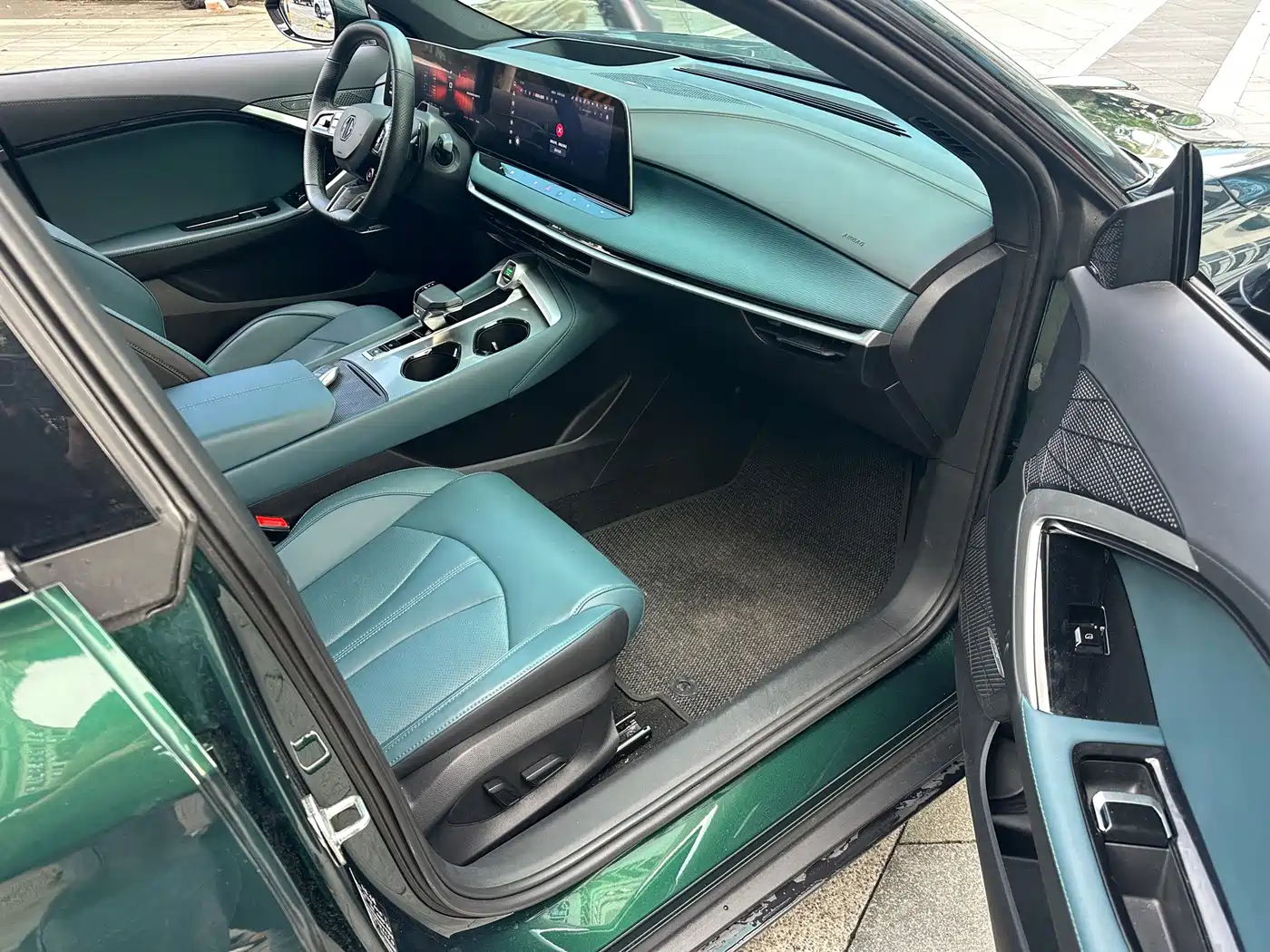 MG MG7 2025 2025 2.0T Trophy+ Super Smart Driving Edition