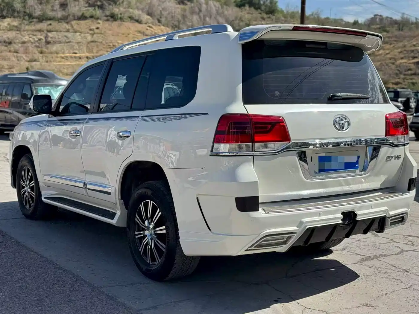 Toyota Land Cruiser (Import) 2014 2015 4.0L V6 Middle East Limited Edition