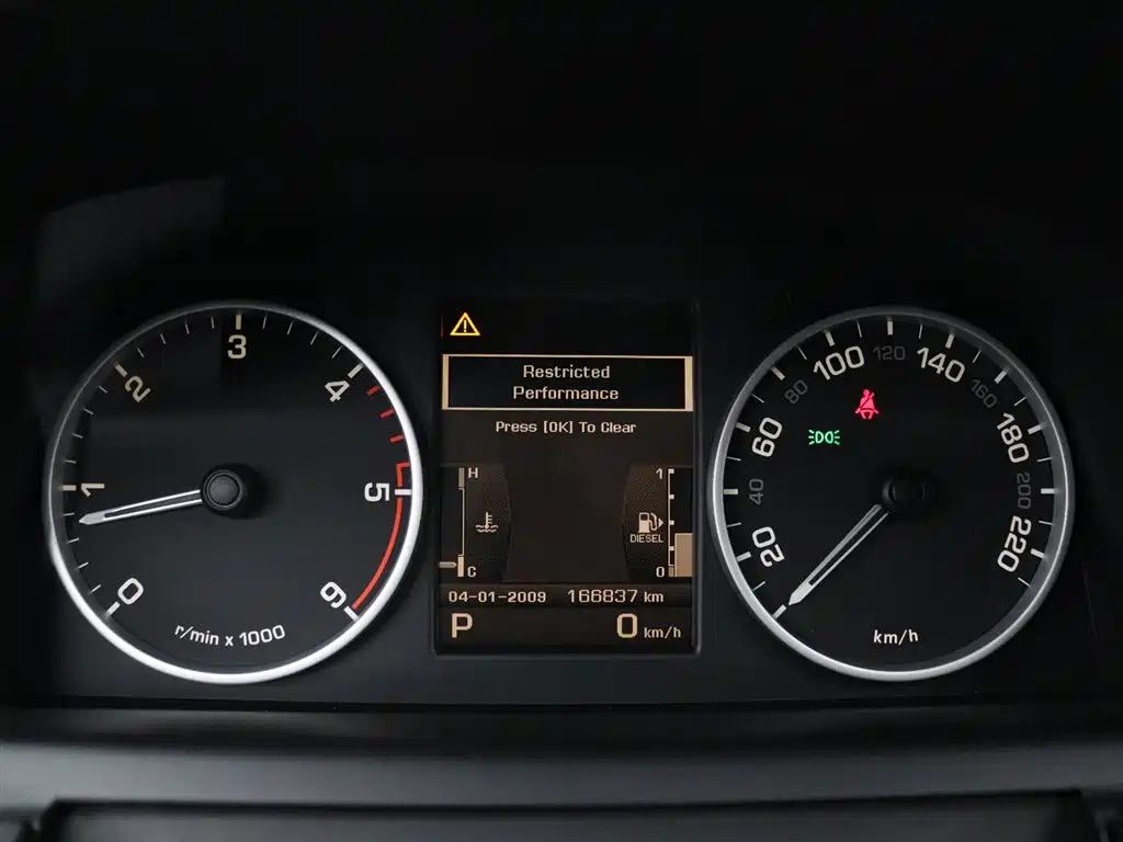 Land Rover Discovery 2011 3.0 SDV6 HSE Diesel фото 24