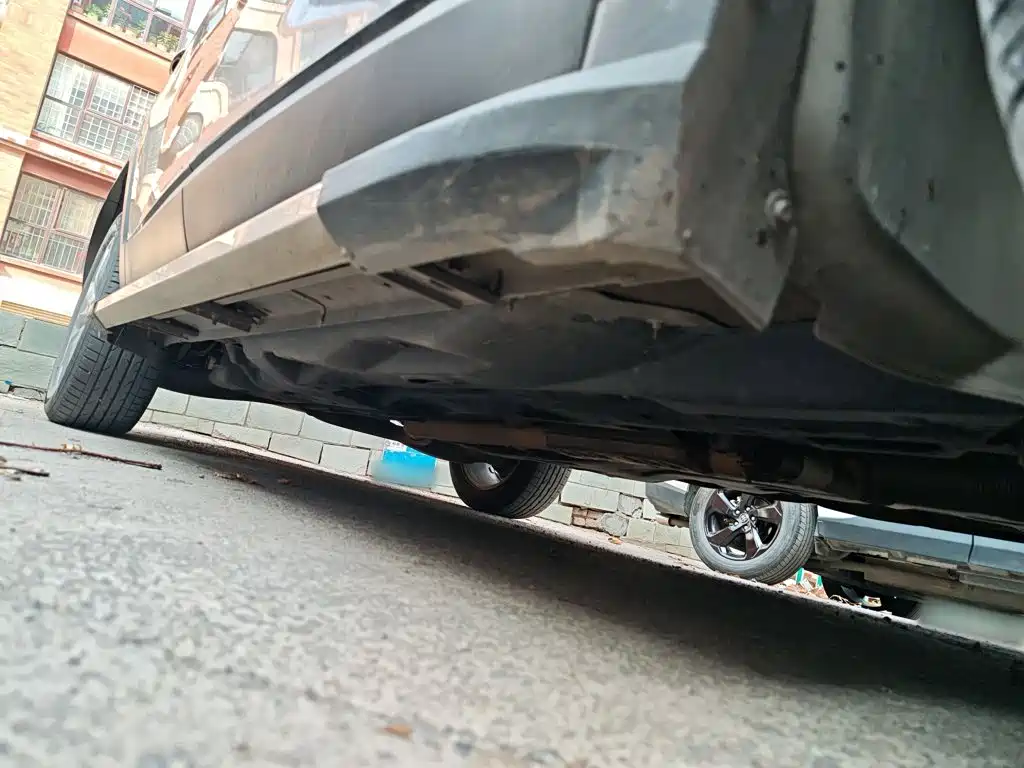 Jeep Cherokee (Import) 2015 2014 2.4L Luxury