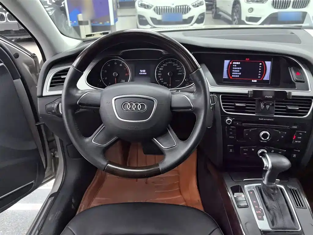 Audi A4L 2015 30 TFSI Auto Comfort фото 7