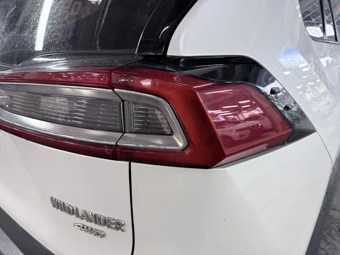 Toyota Wildlander 2020 2.0L CVT AWD Premium Edition фото 18