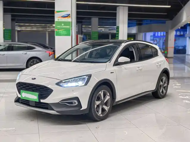 FORD FOX ACTIVE
