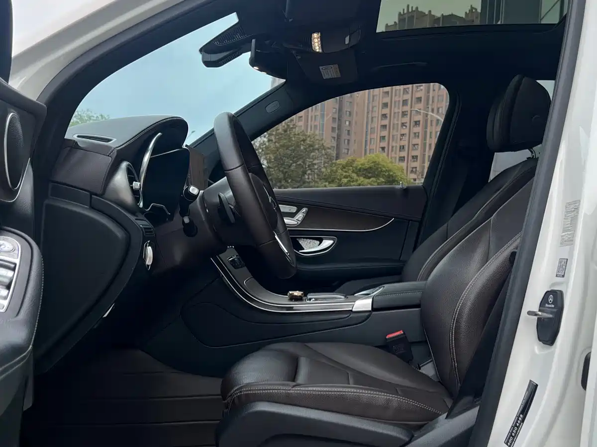 Mercedes-Benz GLC 2022 Facelift II GLC 260 L 4MATIC Luxury фото 6