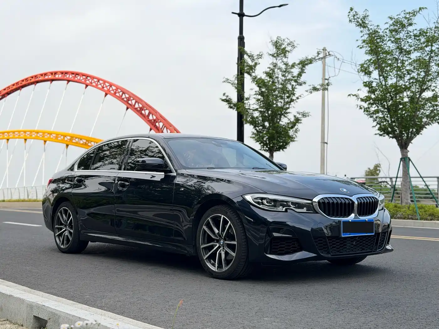 BMW 3 Series 2021 325Li xDrive M Sport Package фото 3