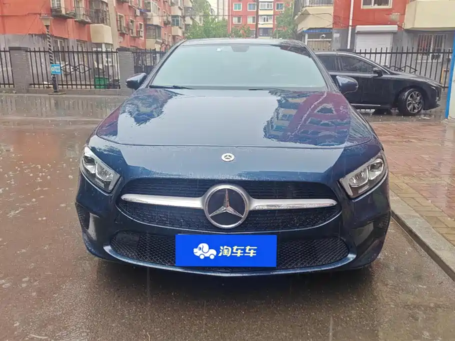 MERCEDES-BENZ CLASS A (IMPORTED)