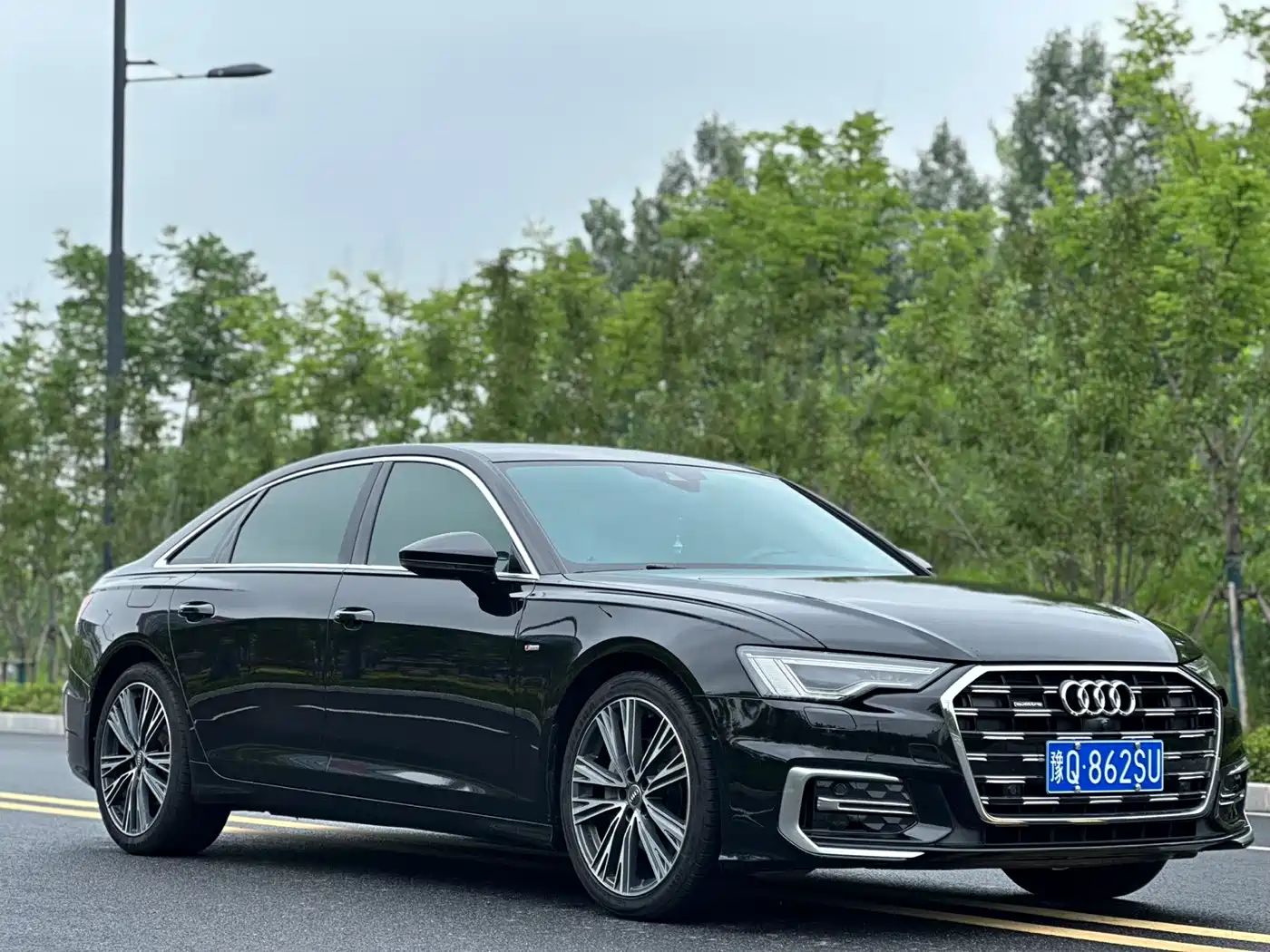 Audi A6L 2021 45 TFSI quattro Exclusive Sport фото 3