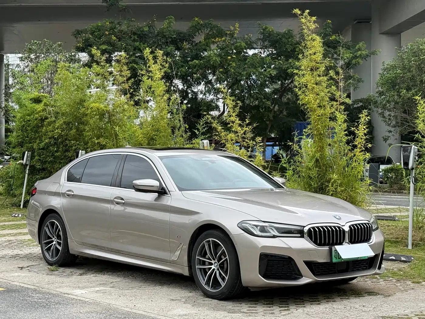 BMW 5 SERIES NEW ENERGY