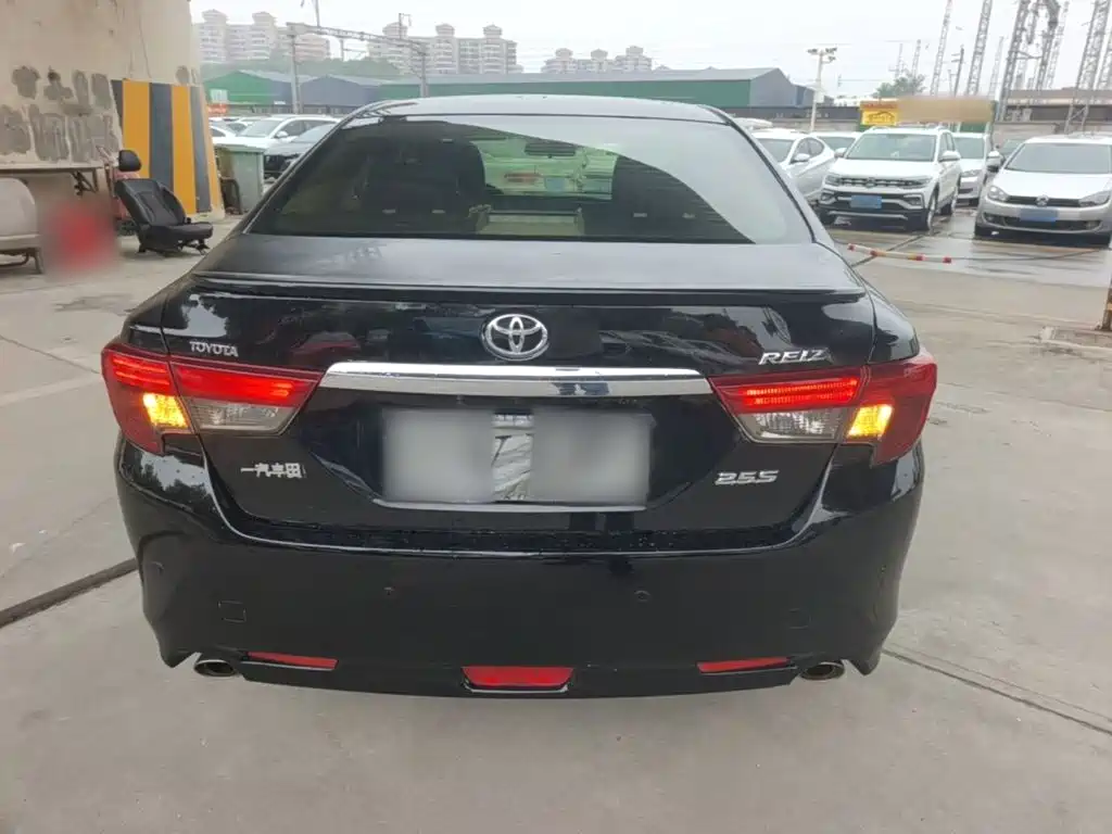 Toyota Reiz 2015 2013 2.5S Elite Edition
