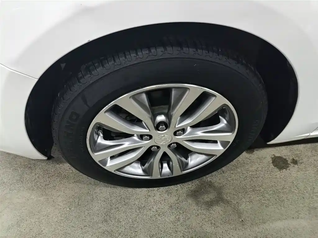 Buick Excelle 2018 18T Automatic Elite фото 23
