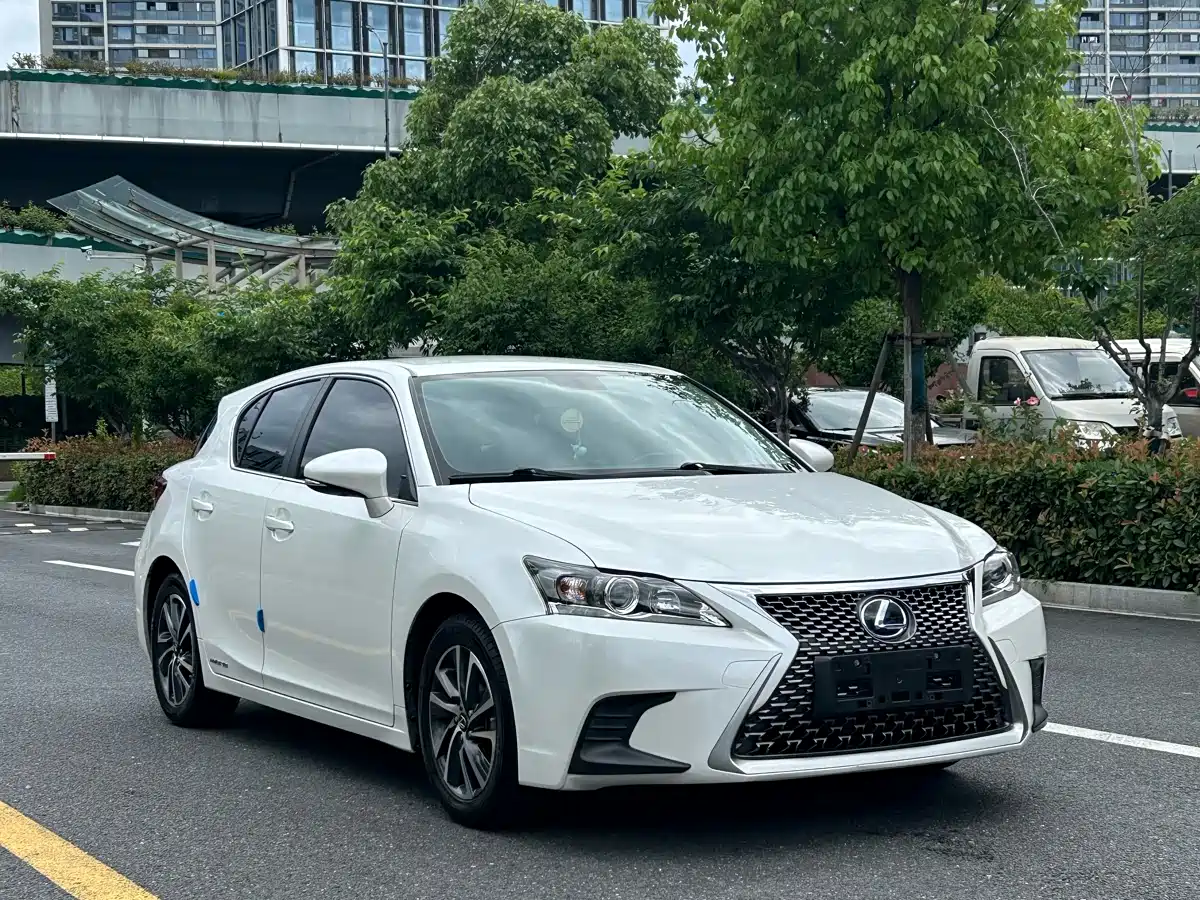 Lexus CT 2020 CT200h Elite Dual Color фото 3