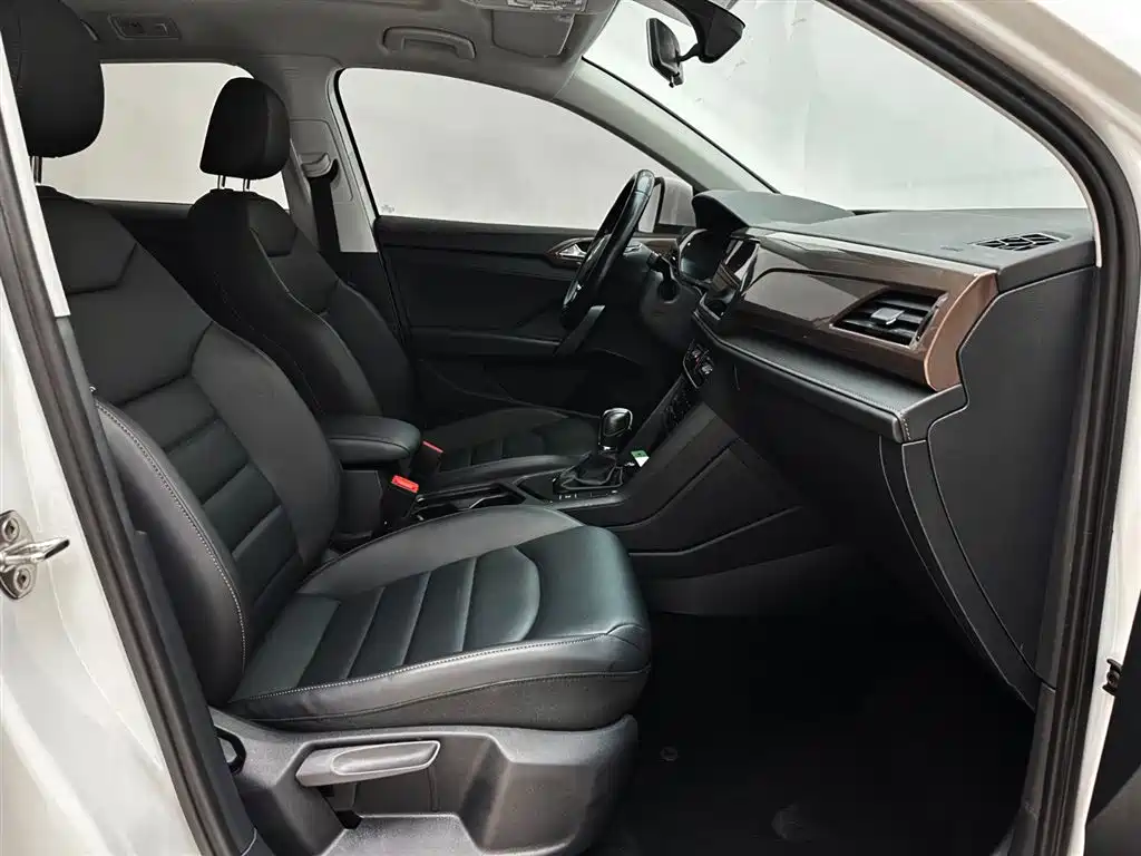 Volkswagen Tharu 2021 Model 280TSI 2WD Comfort Edition фото 20