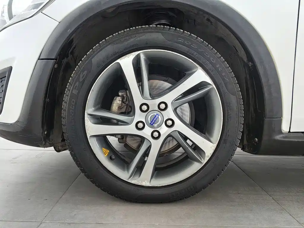 Volvo C30 2013 2013 2.0L Dynamic Edition