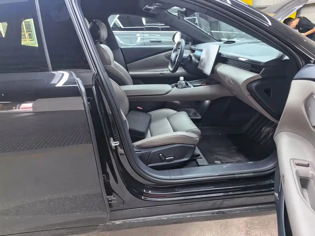 Lynk & Co Z10 2025 2025 71kWh 602km RWD Pro