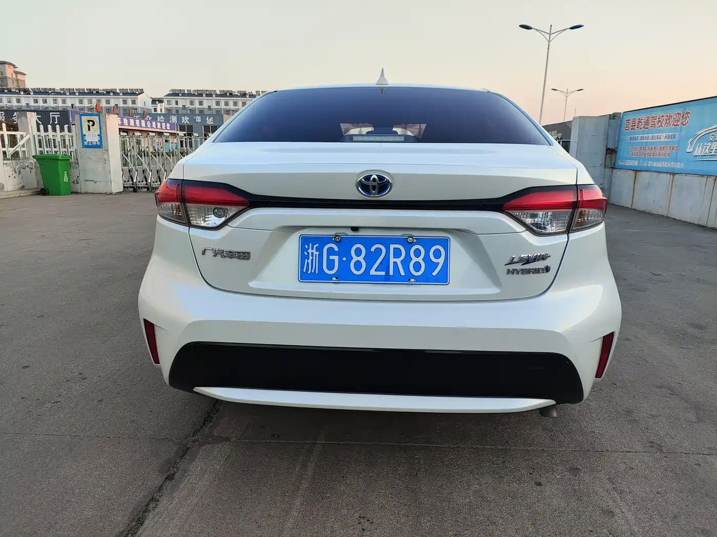 Toyota Levin 2022 Dual Engine 1.8H E-CVT Luxury Edition фото 6