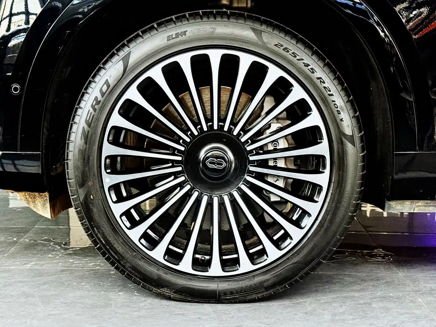 2026 Aito M9