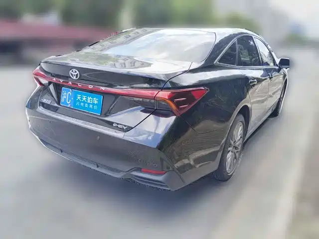 Toyota Avalon 2024 Hybrid 2.0L Luxury Edition — фото 2