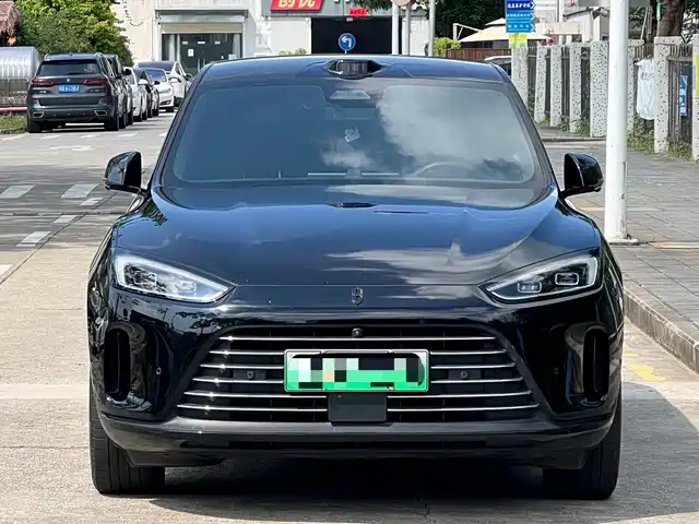 AITO Wenjie AITO M5 2023 Extended Range AWD Smart Drive Edition — фото 2